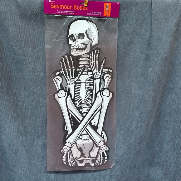Vintage Other - Vintage 55” jointed skeleton halloween die cut hallmark Seymour bones NOS